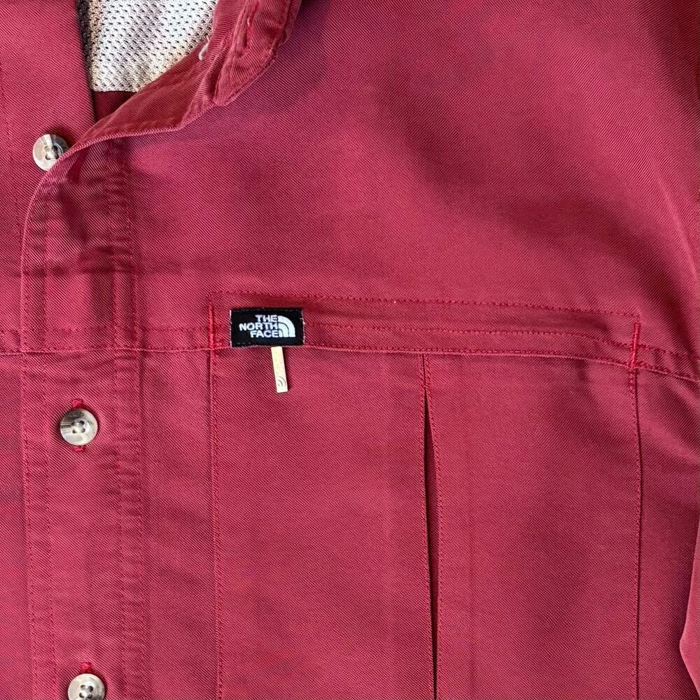 The North Face Syncline Button Down Shirt Manzanita Red Mens Size Medium - Picture 9 of 9